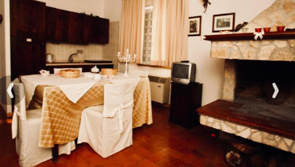 Agriturismo Nuova Fattoria Bed & Breakfast Borgo Sabotino Dış mekan fotoğraf